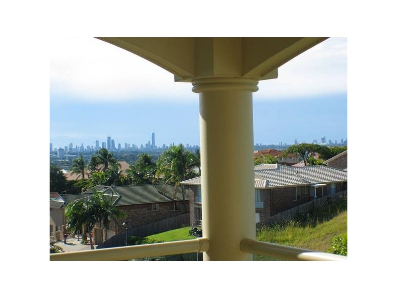 Highland Park QLD 4211