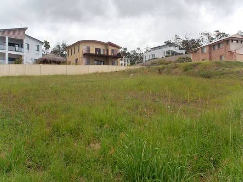 Highland Park QLD 4211