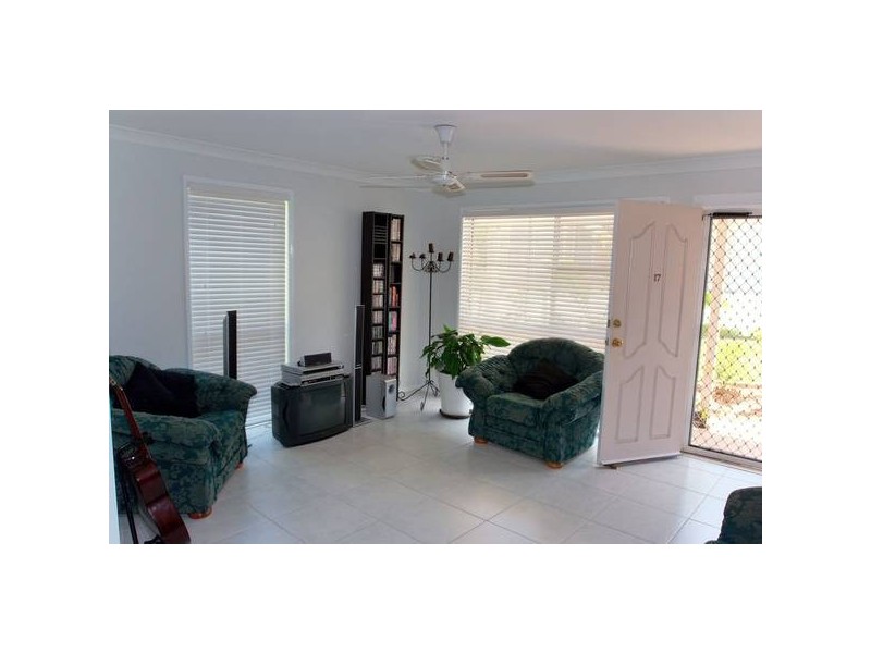 17/164 Alexander Drive, Highland Park QLD 4211