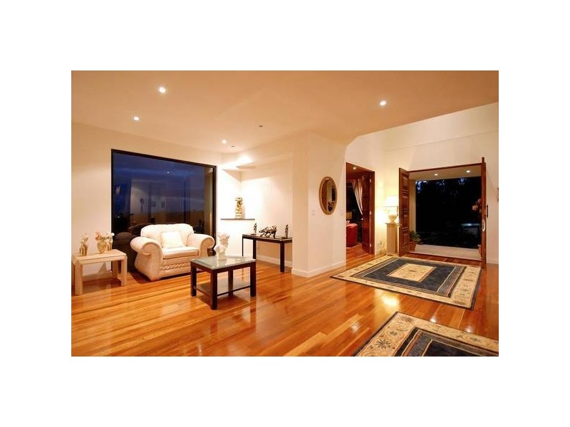 Highland Park QLD 4211