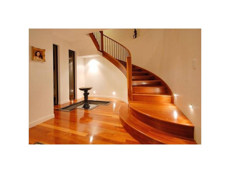 Highland Park QLD 4211