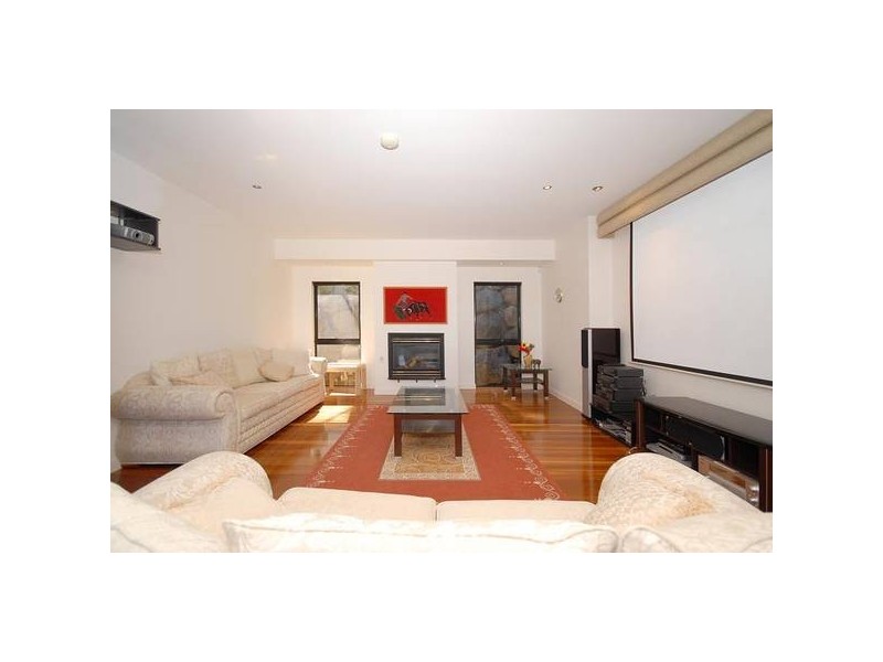 Highland Park QLD 4211