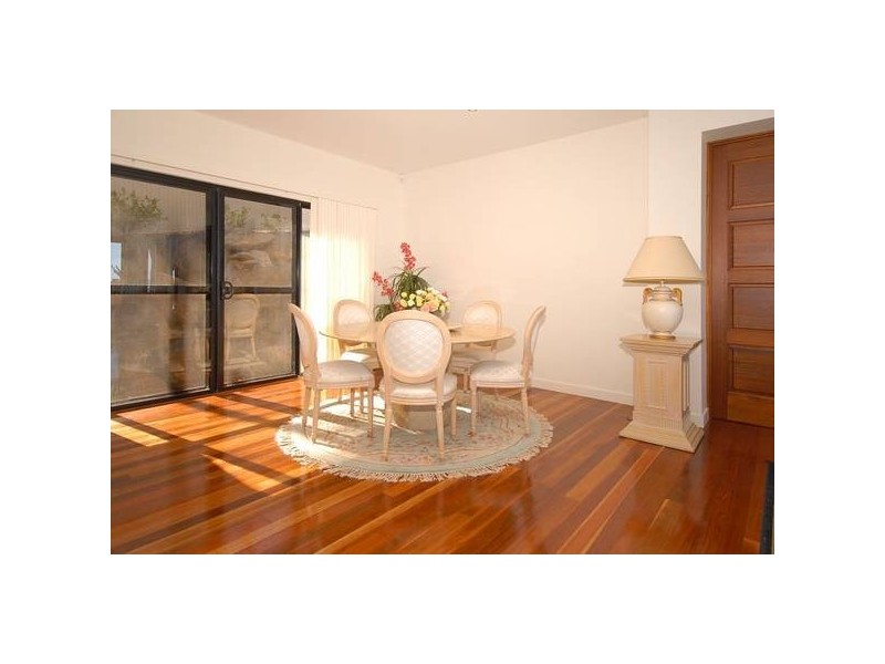 Highland Park QLD 4211