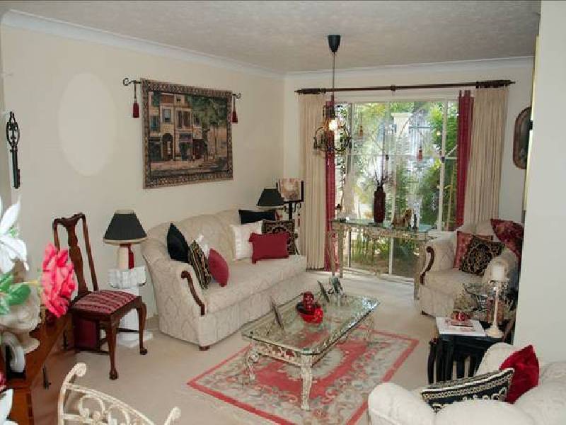 Highland Park QLD 4211