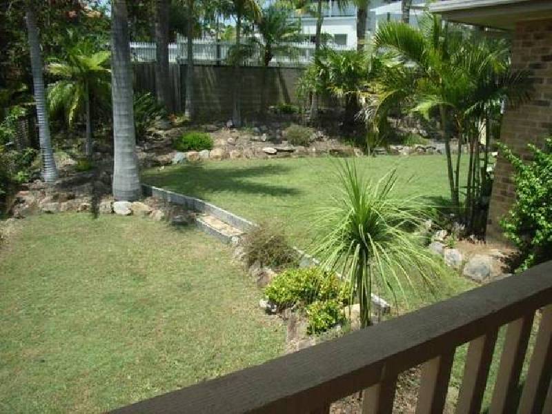 32 Kincaid Drive, Highland Park QLD 4211