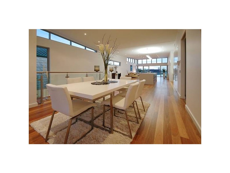 Chevron Island QLD 4217