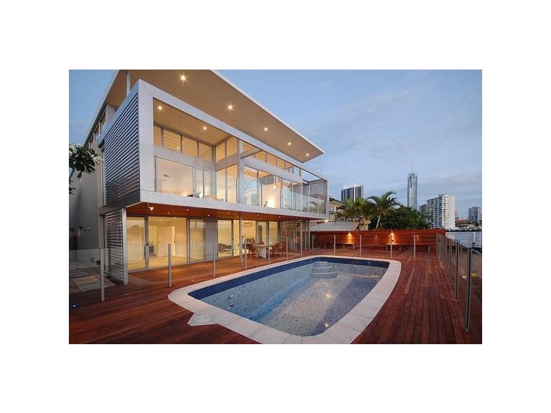 Chevron Island QLD 4217