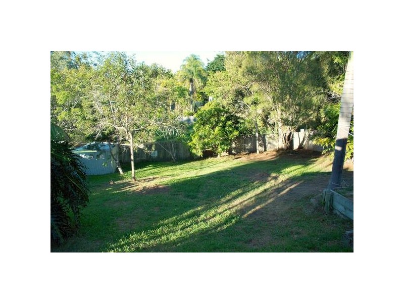 Highland Park QLD 4211