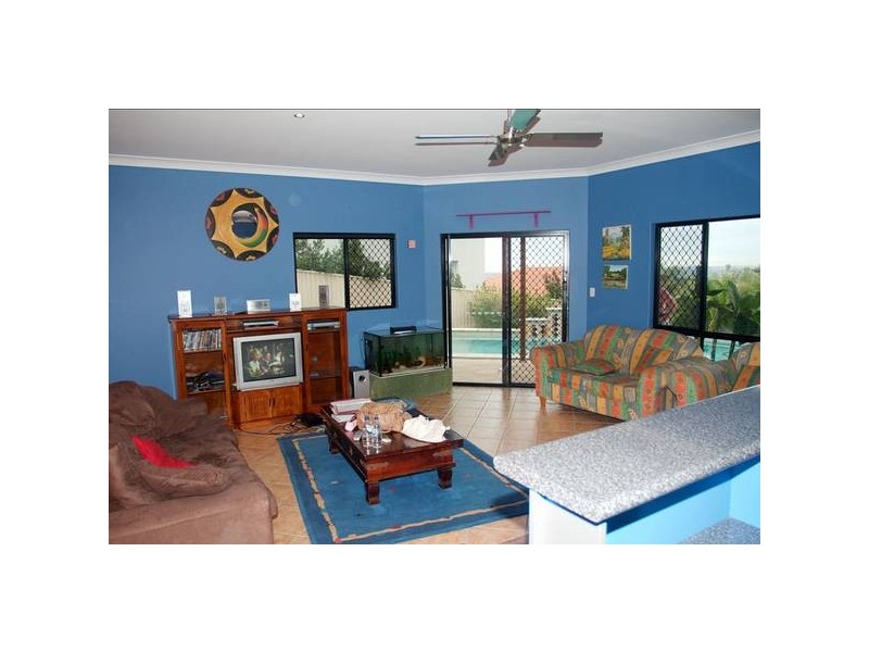 Highland Park QLD 4211