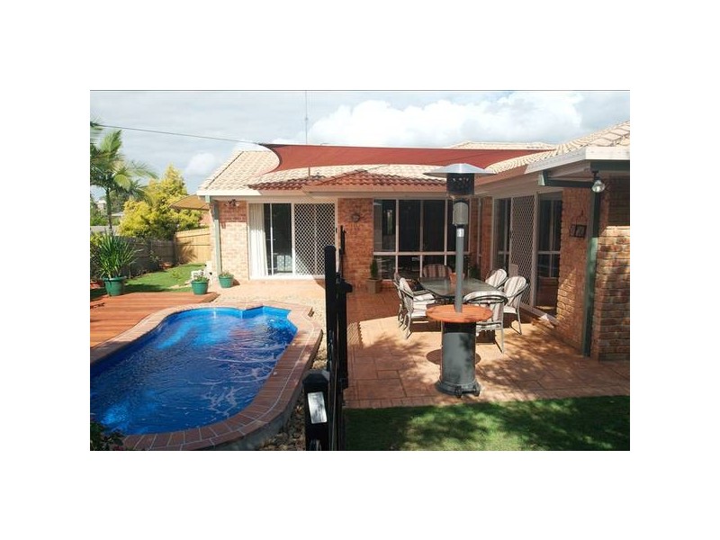 Highland Park QLD 4211