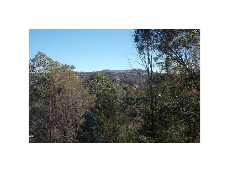 Highland Park QLD 4211