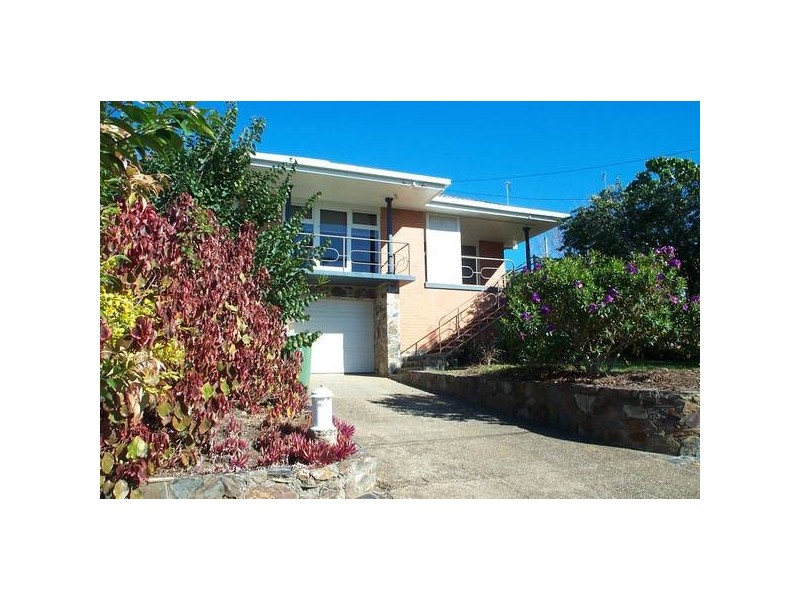 3 Pine Grove Street, Nerang QLD 4211