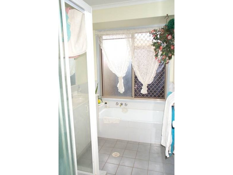 100 Teasdale, Nerang QLD 4211