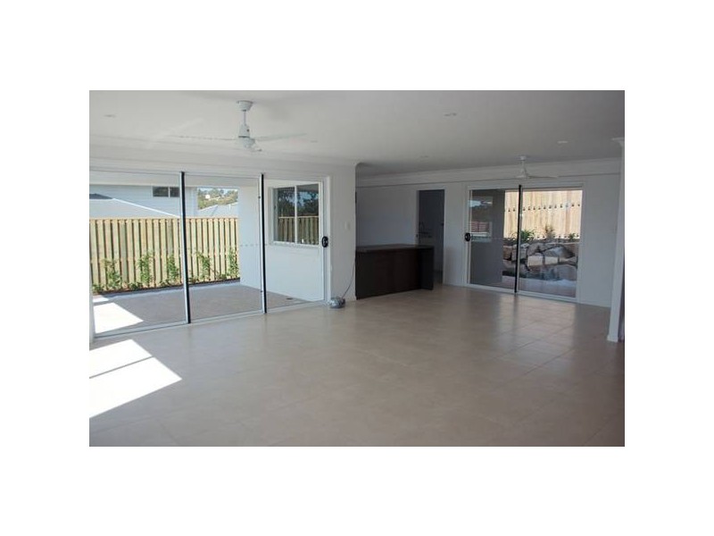 Highland Park QLD 4211