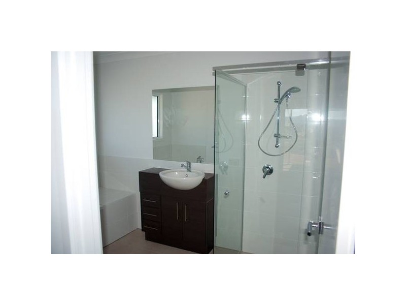 Highland Park QLD 4211