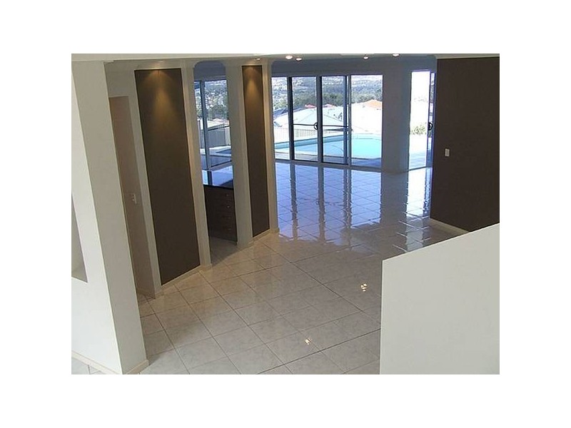 Highland Park QLD 4211