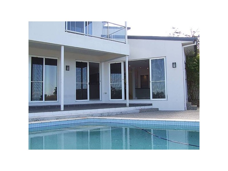 Highland Park QLD 4211