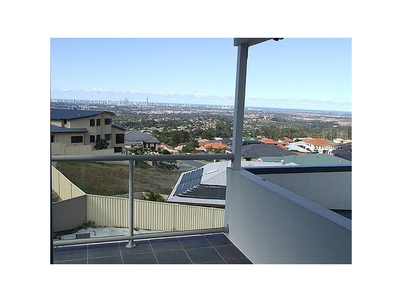 Highland Park QLD 4211