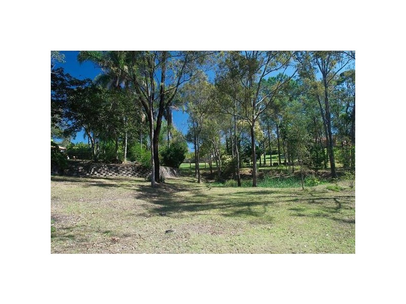 Highland Park QLD 4211