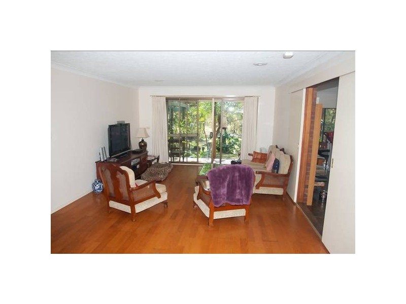 Highland Park QLD 4211
