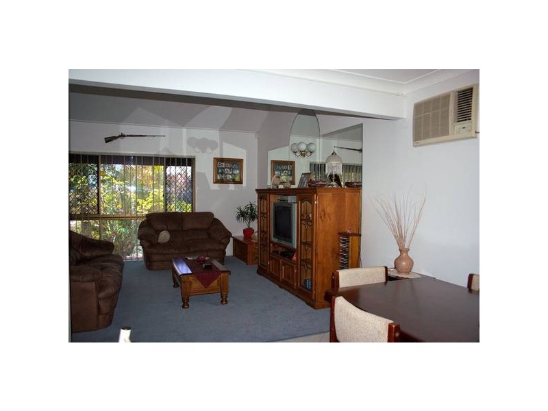 Highland Park QLD 4211