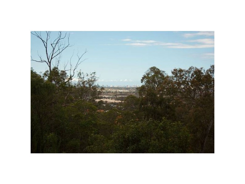 Highland Park QLD 4211