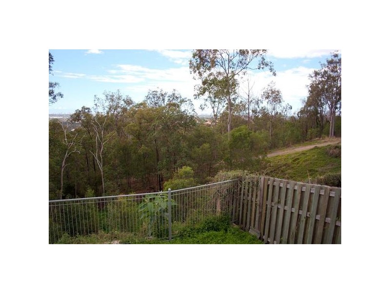 Highland Park QLD 4211