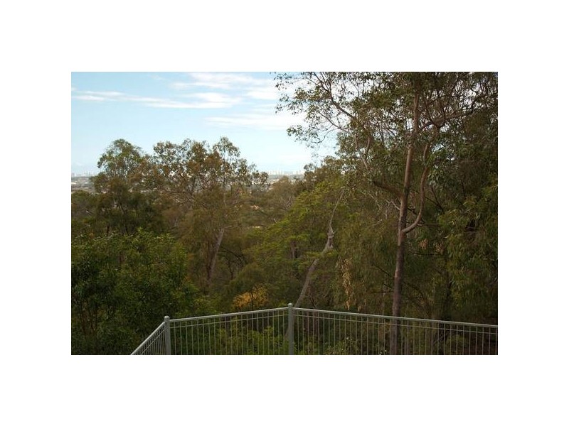 Highland Park QLD 4211