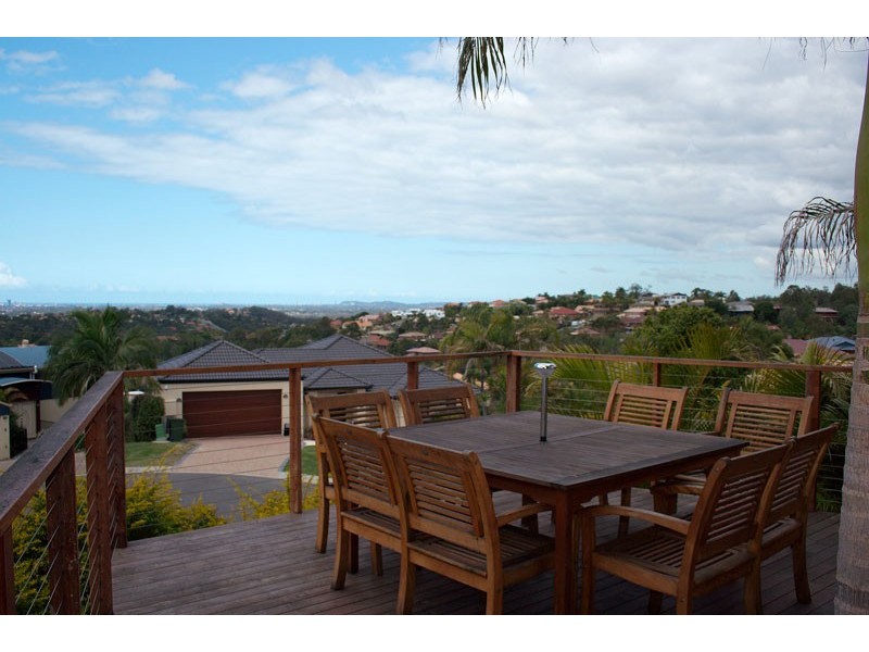 Highland Park QLD 4211