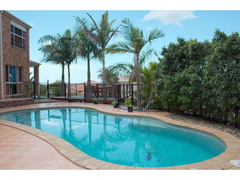 Highland Park QLD 4211