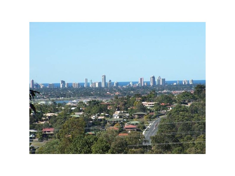 Highland Park QLD 4211