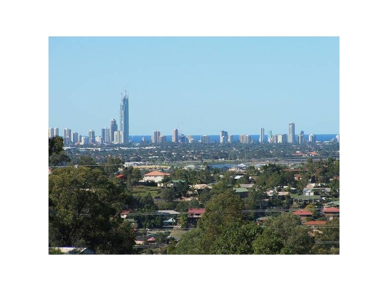 Highland Park QLD 4211