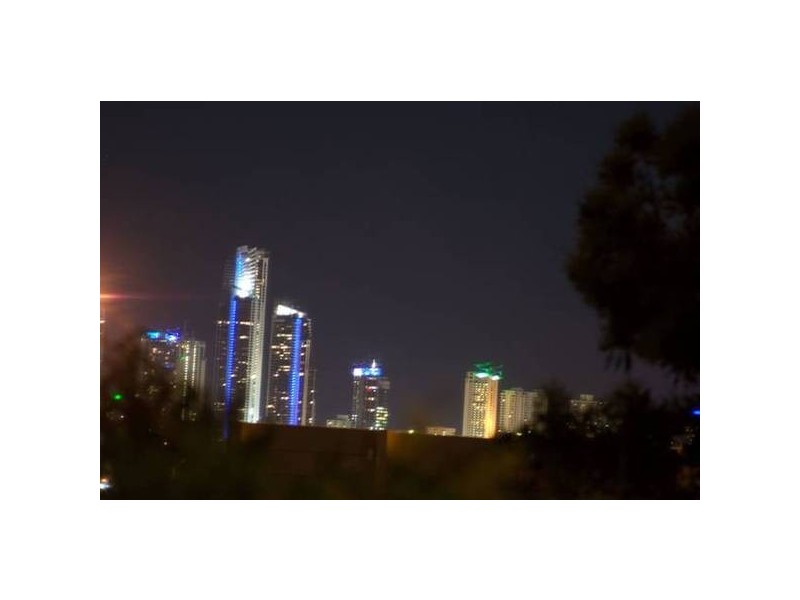 Highland Park QLD 4211