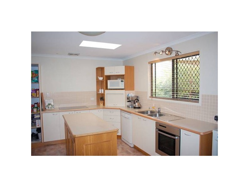 Highland Park QLD 4211