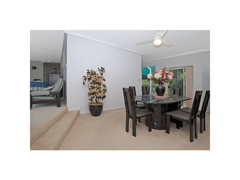 Highland Park QLD 4211