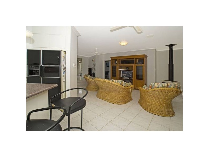 Highland Park QLD 4211