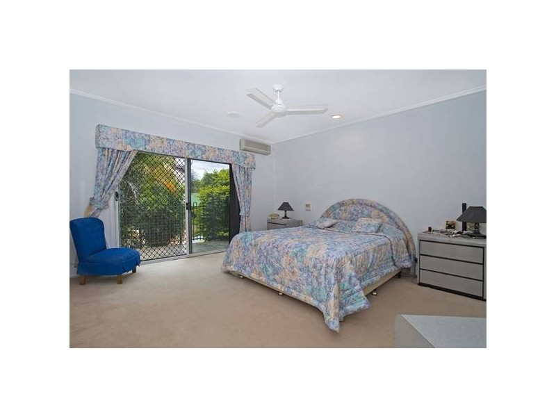 Highland Park QLD 4211