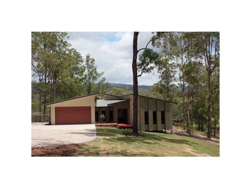 Mount Nathan QLD 4211