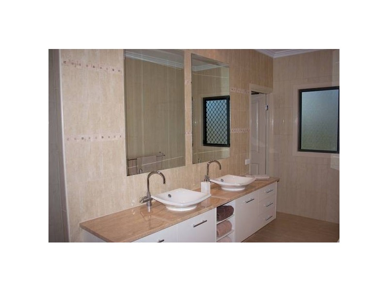 Mount Nathan QLD 4211