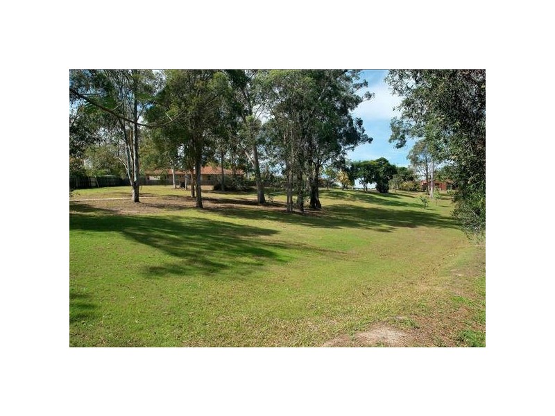 547 Ashmore Road, Ashmore QLD 4214