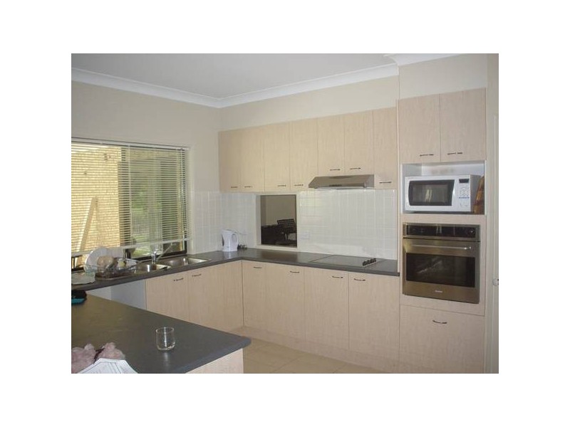 10 Nature Valley Way, Tallai QLD 4213