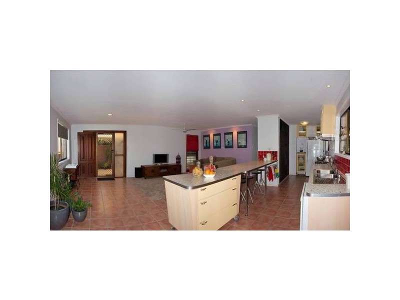 Highland Park QLD 4211