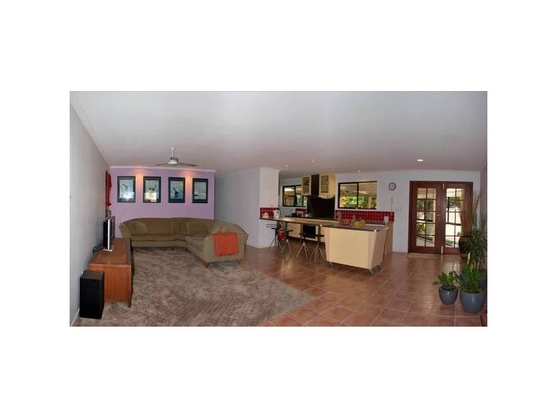 Highland Park QLD 4211