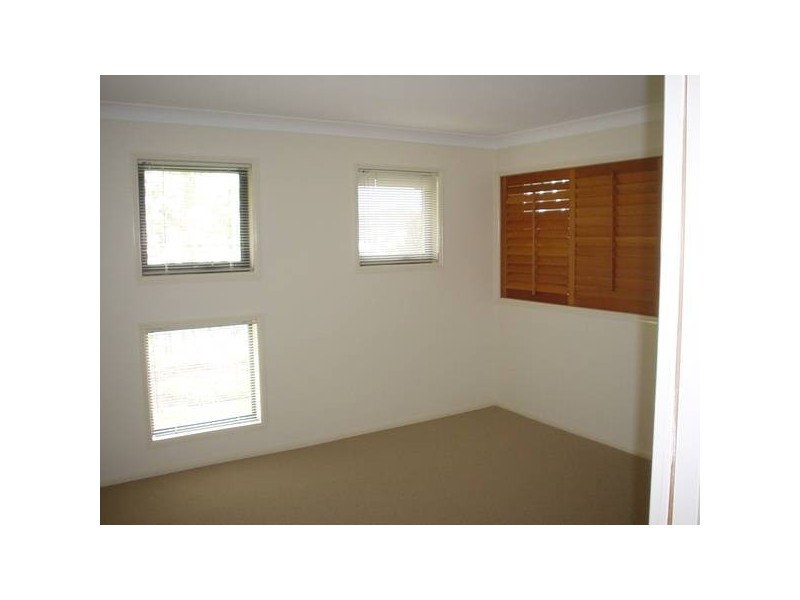 12 Hemes Close, Pacific Pines QLD 4211