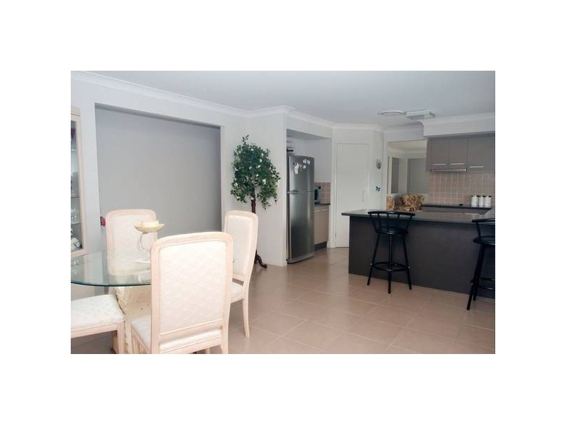 14 Abbey Rose Way, Highland Park QLD 4211