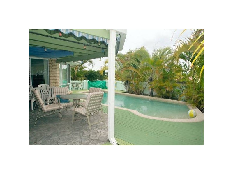 Highland Park QLD 4211