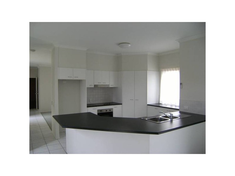 11 Kowhai Place, Nerang QLD 4211