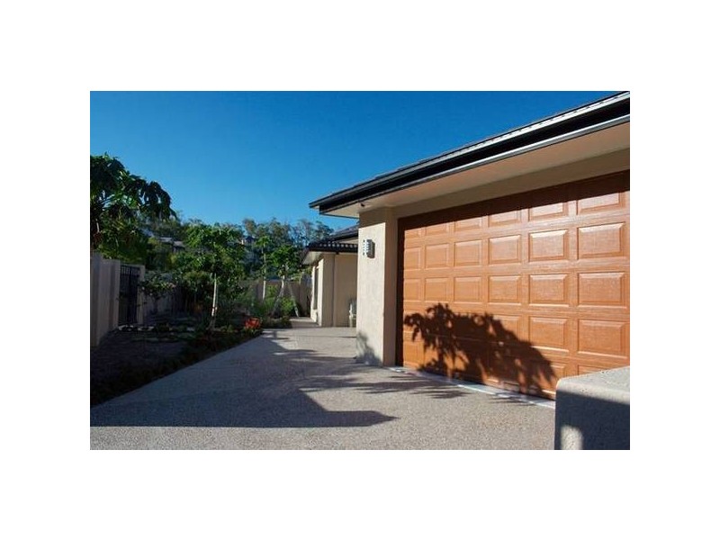 Highland Park QLD 4211