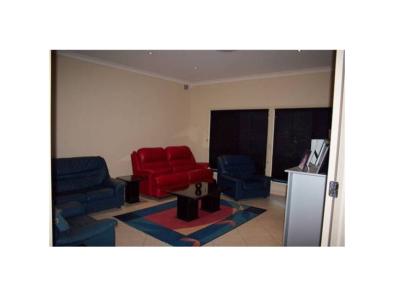 Highland Park QLD 4211
