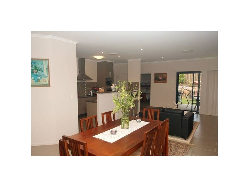 Highland Park QLD 4211